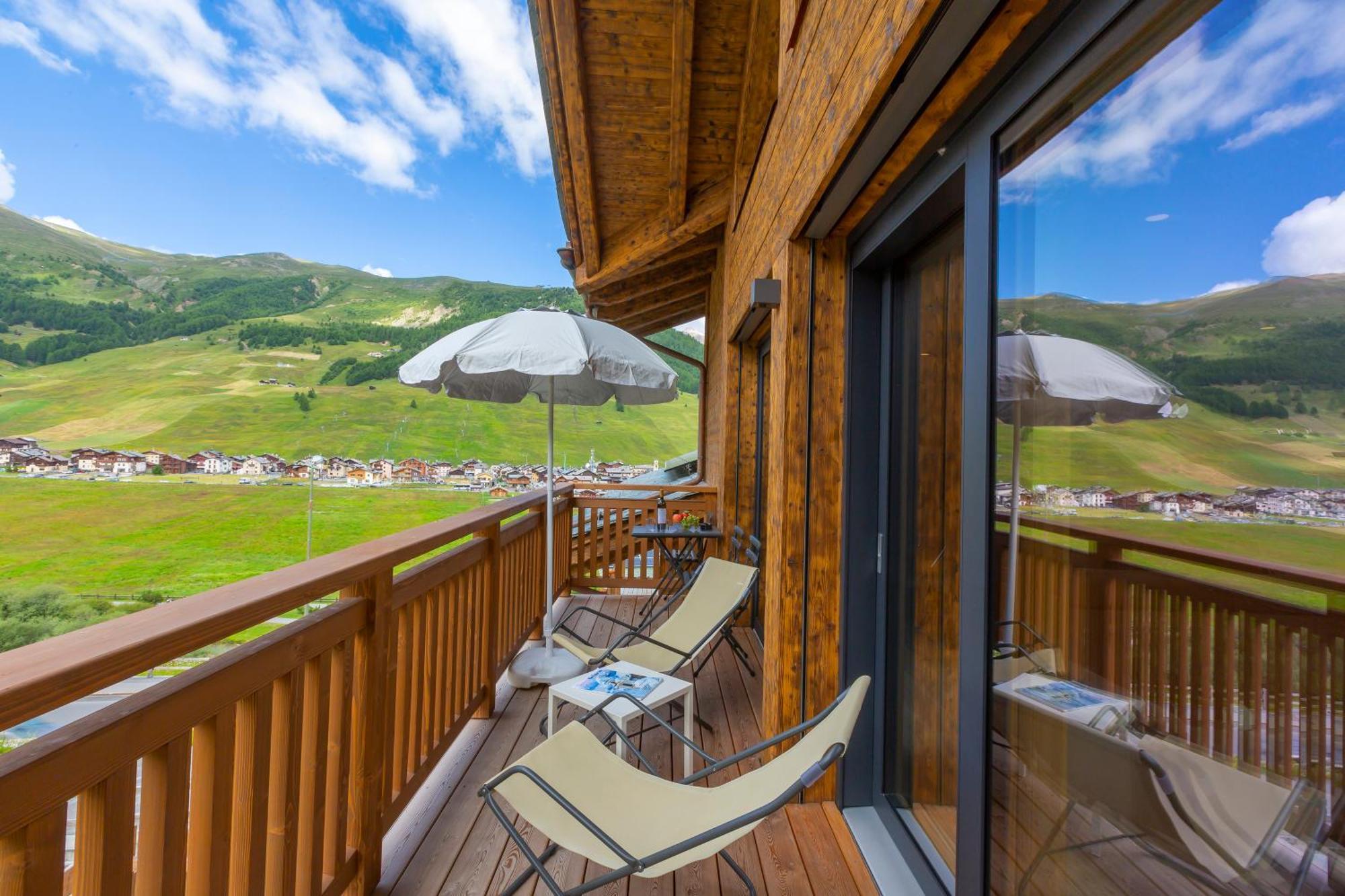 Casa Luminosa Ski In -Ski Out 100M - Happy Rentals Livigno Bagian luar foto